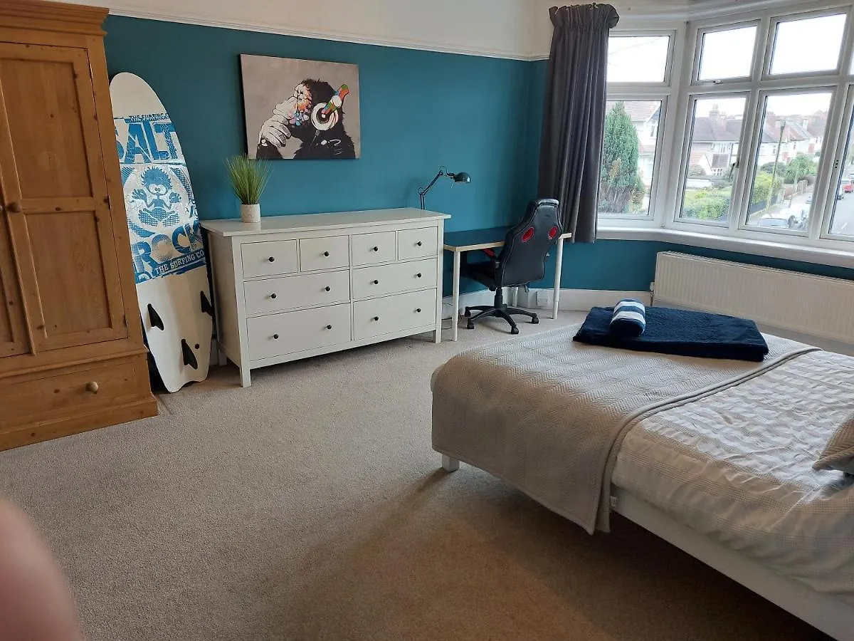 Holiday home Beach House, With Bbq Lodge And Hot Tub! Bournemouth United Kingdom