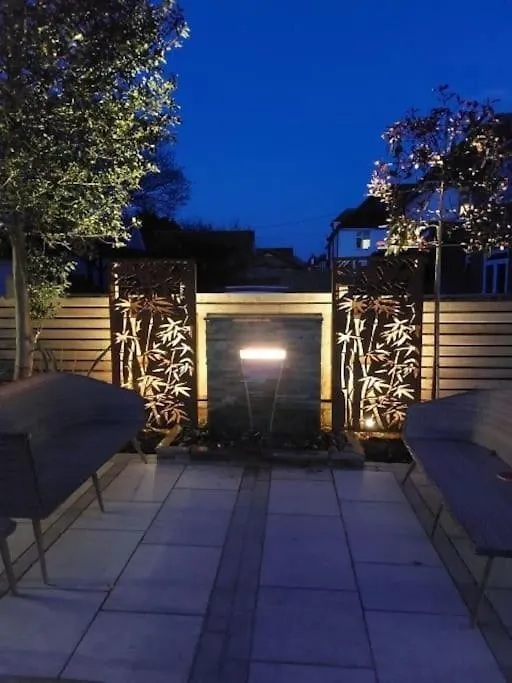 Holiday home Beach House, With Bbq Lodge And Hot Tub! Bournemouth United Kingdom
